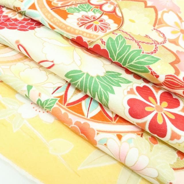 Y2761◇美品 正絹 毬 桜 成人式 振袖 着物