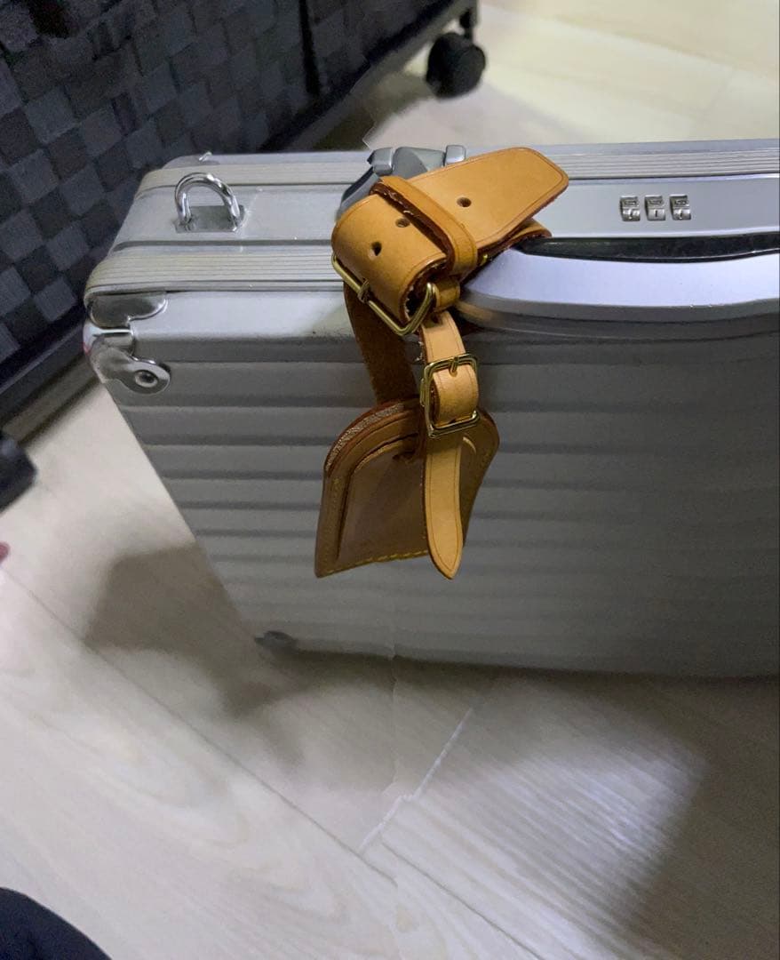 リモワアタッシュケース　値引