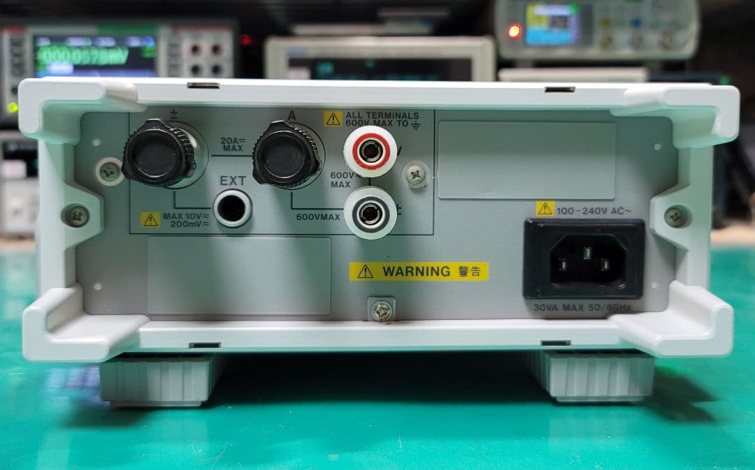 Yokogawa デジタルパワーメーター 15V-600V 500mA-20A