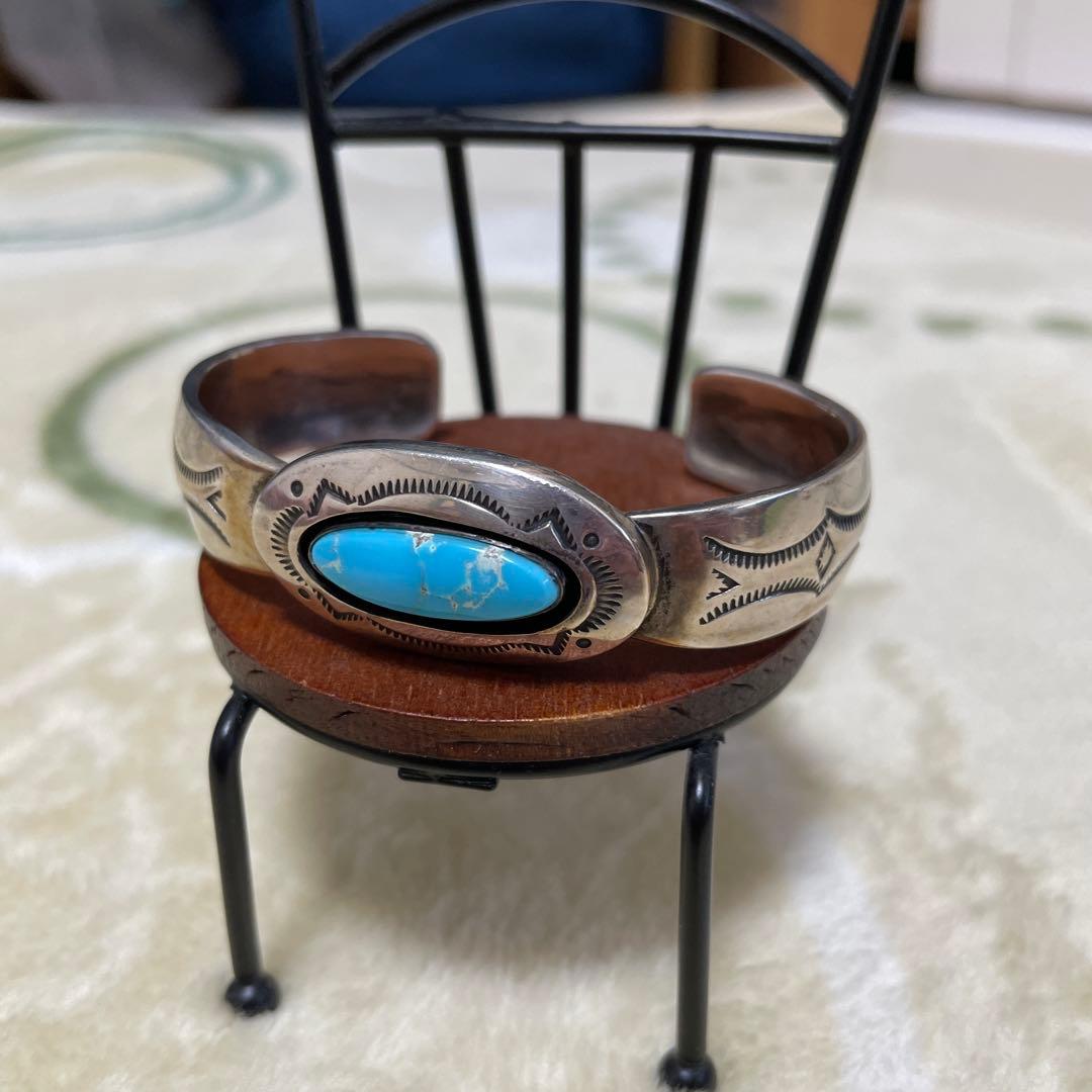 Navajo （ナバホ）ターコイズ シルバーカフブレスレット