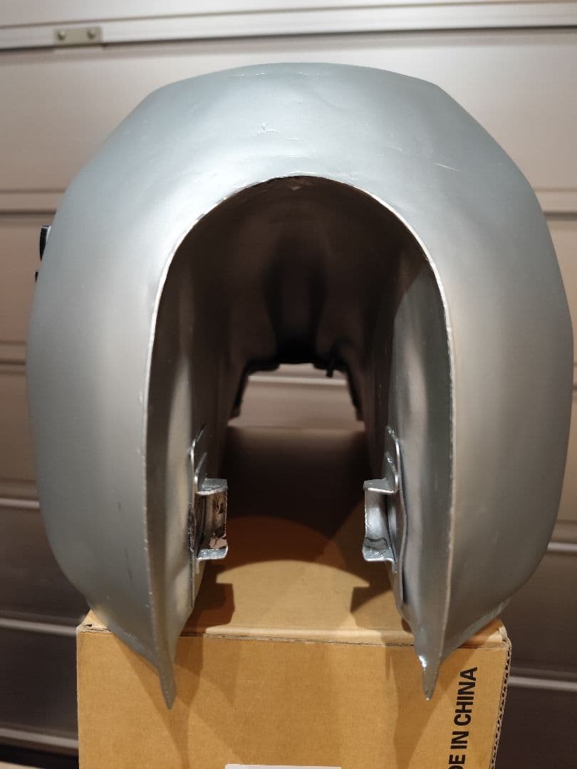 エイプ　ガソリンタンク シルバー