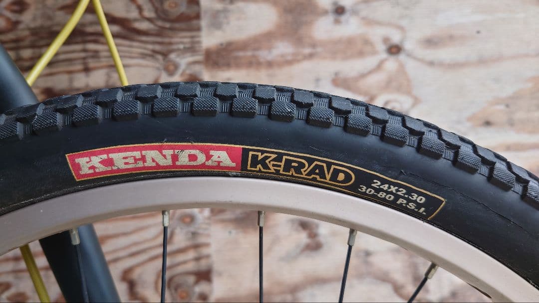 トライアル自転車　CZAR 24インチ　コンポ:ECHO