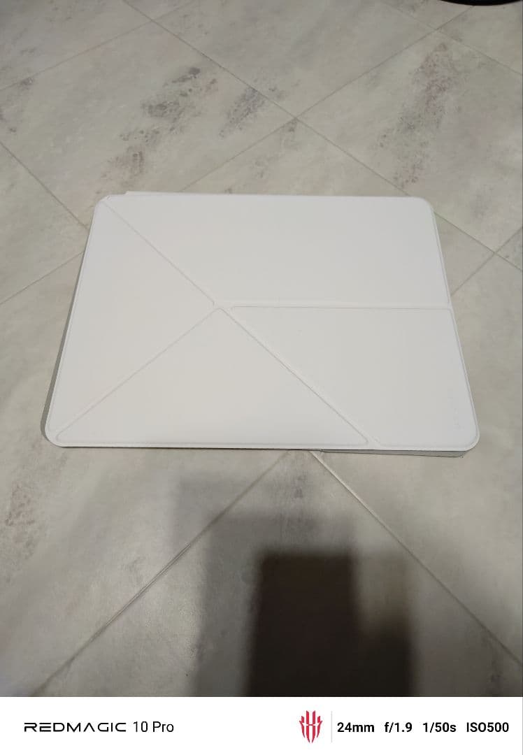 M4 13インチ iPad Pro Wi-Fi 256GB folio case