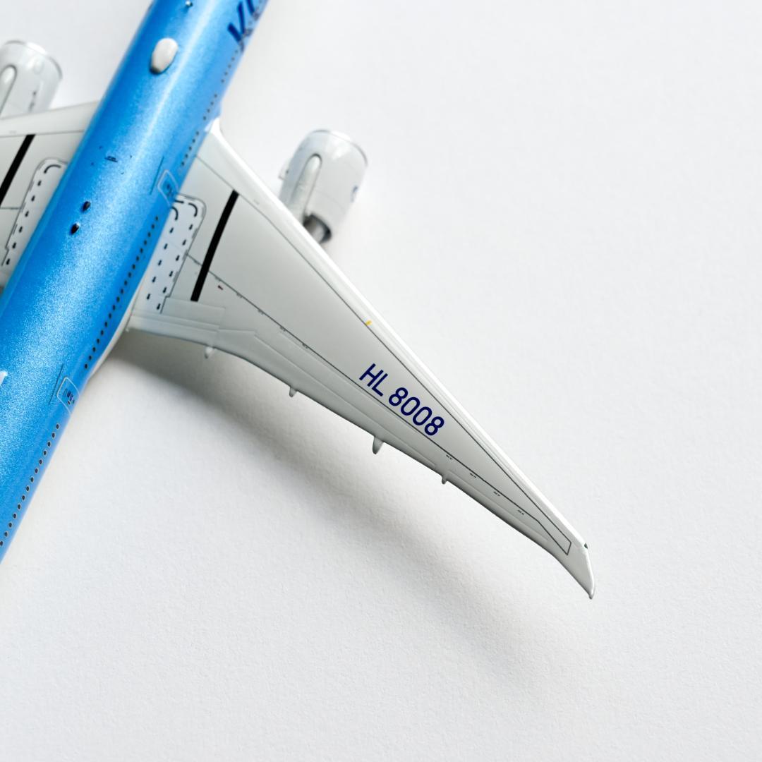 ★猫好きマー君様★大韓航空 B777-300ER 新塗装 ギア着脱可 1/400