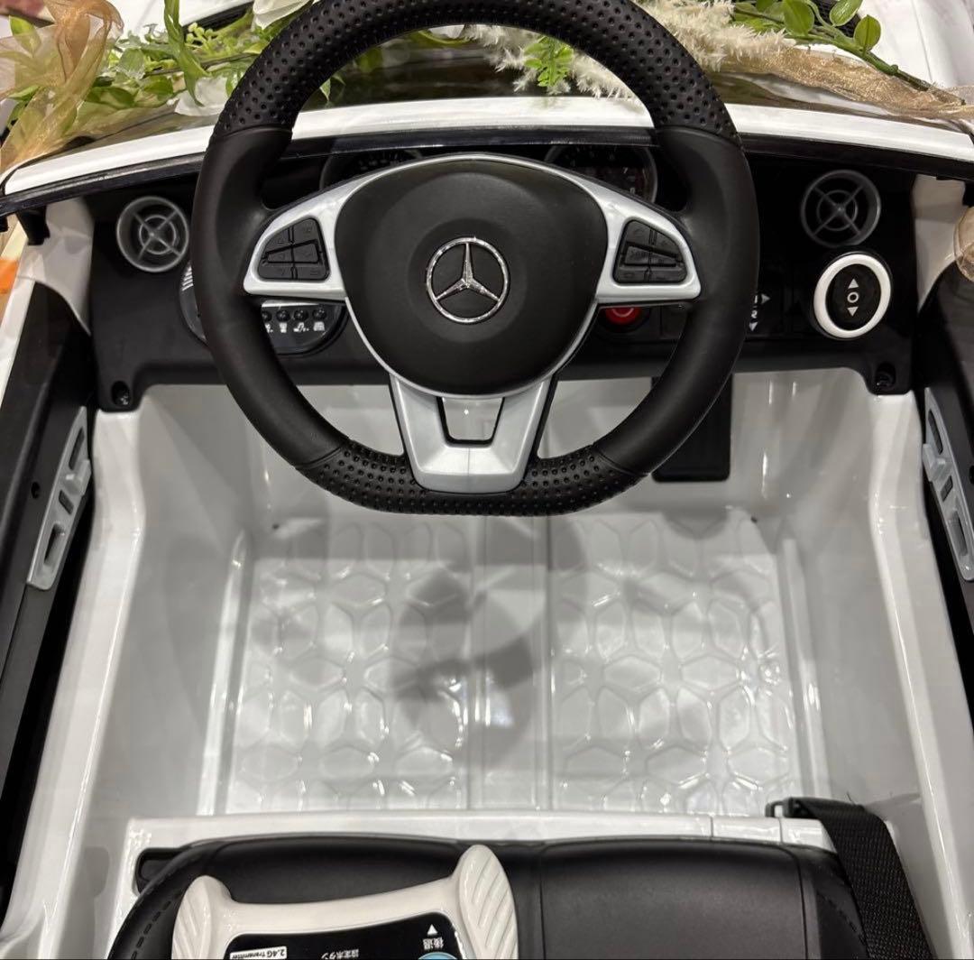 メルセデス・ベンツ　リングボーイ・リングガールカー