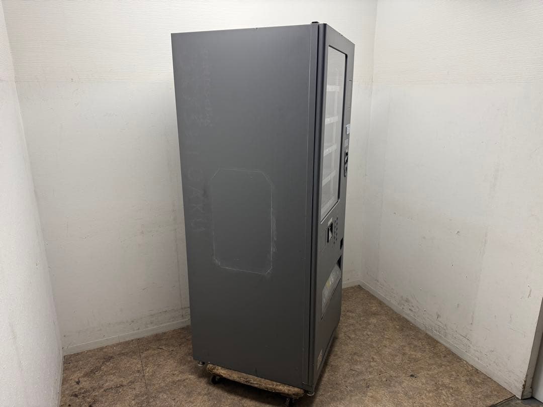 富士電機　小型汎用自動販売機　１０セレ　２０２１年製　新硬貨対応　飲料　食品