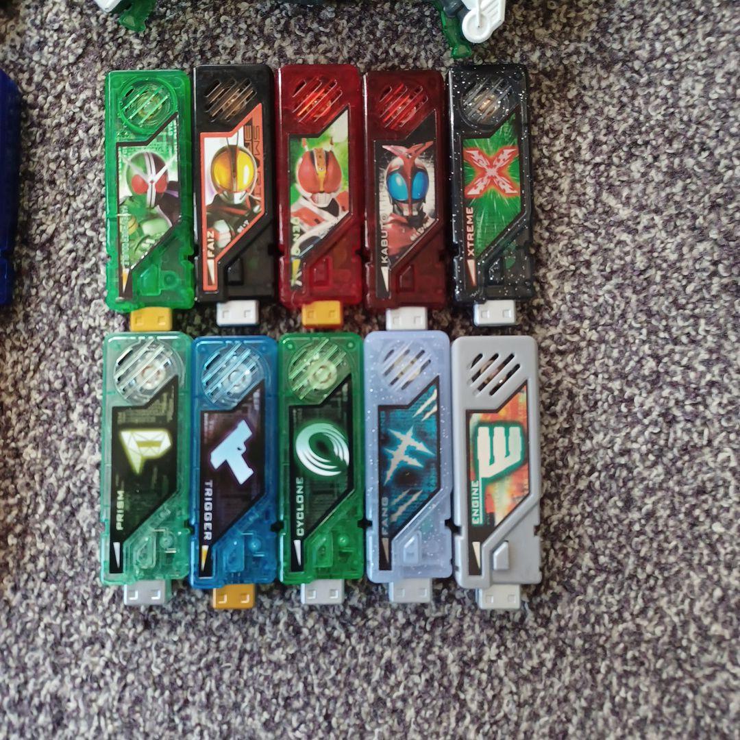 仮面ライダー ダブル ドライバー トリガー エクストリームメモリ 剣