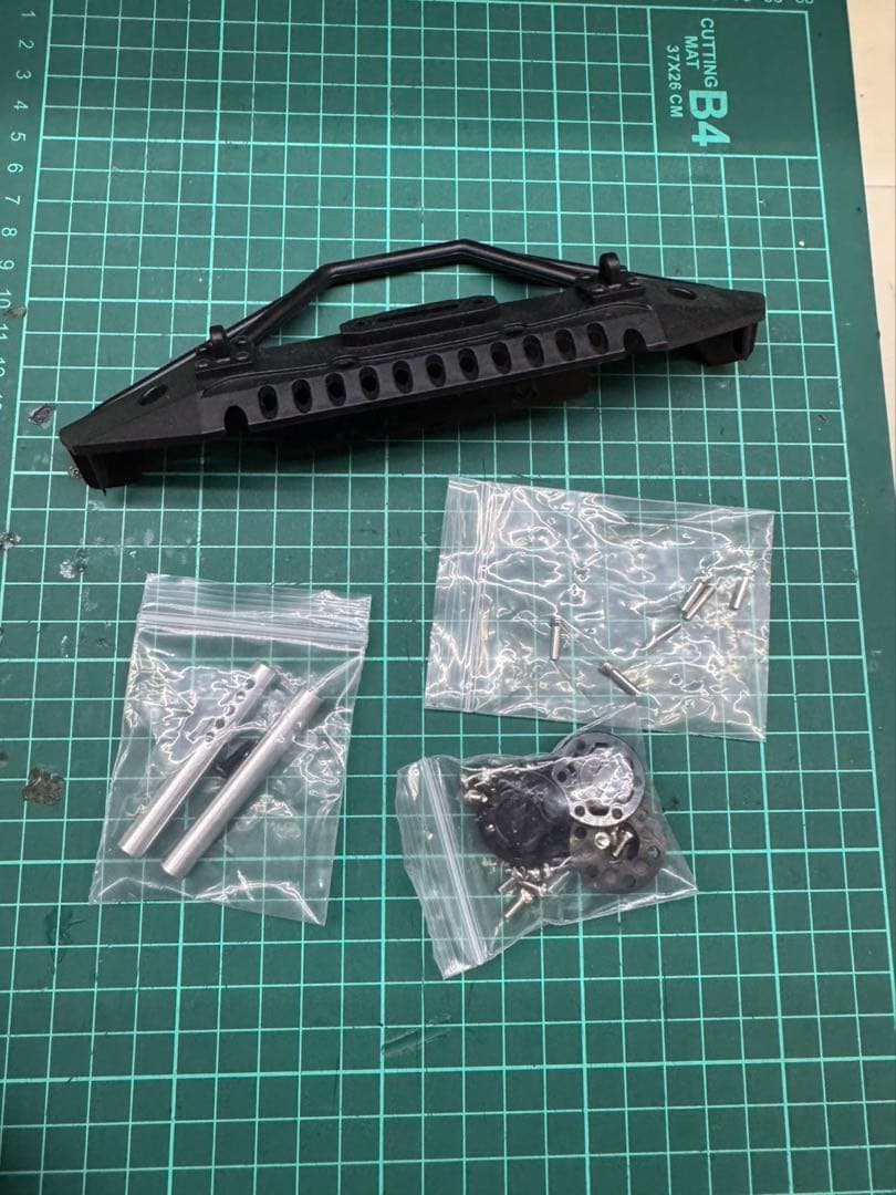 ※1日限定値下げ※axial scx10 IIクローンシャーシ　ボディセット