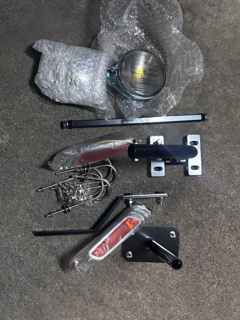 デュアルロケットカウル