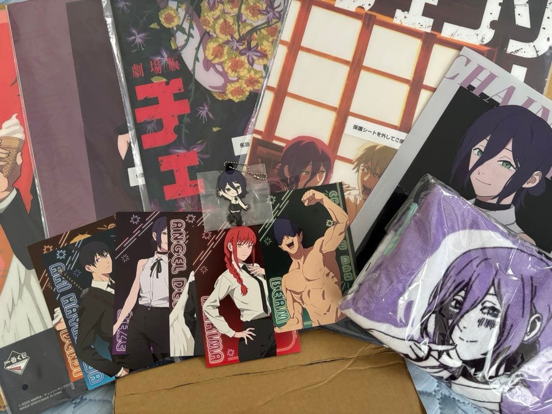 チェンソーマン　レゼ篇一番くじH賞4種I.C賞一種ファイル、ポストカード