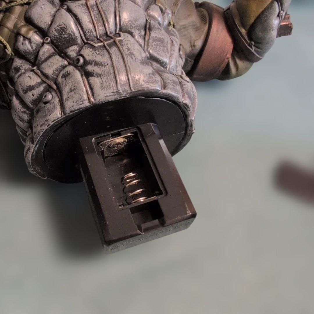 デッドスペース3 アイザック　コトブキヤ　スタチュー　1/6