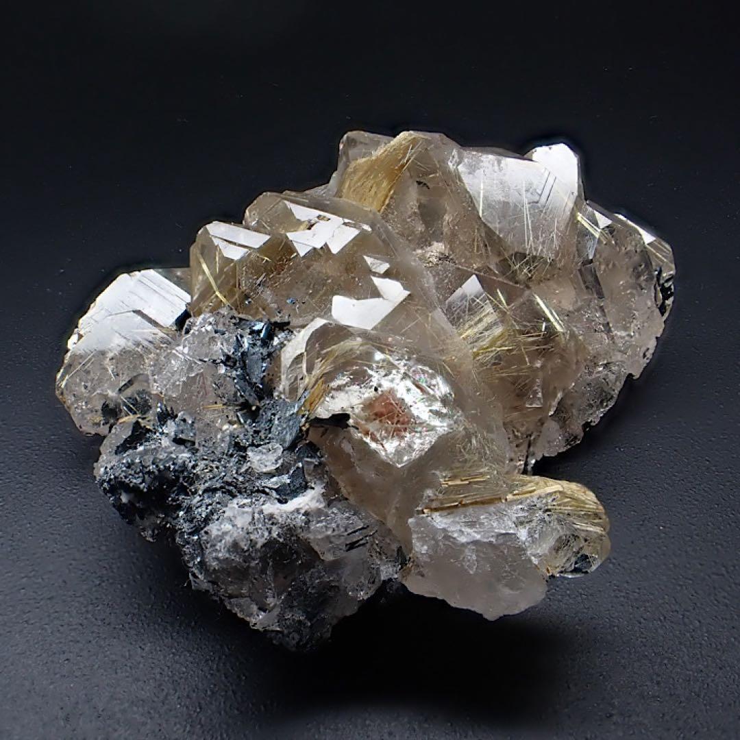 【ブラジル産】ルチルオンヘマタイトインクォーツ