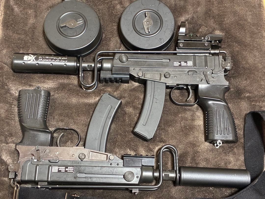 【最終値下】東京マルイ vz61スコーピオン リポ化カスタム済み ドラマガ付2丁