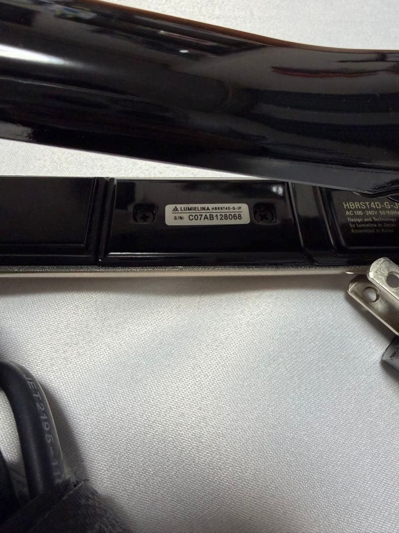 ヘアビューロン 4D Plus ストレートヘアアイロン　LUMIELINA