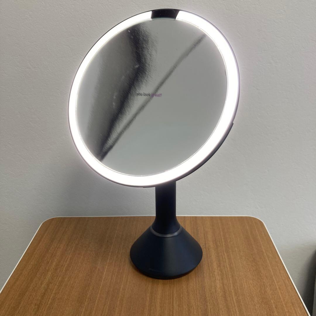 simplehuman センサー ミラー 5倍拡大　ミラーフチ部分に黒い線有り