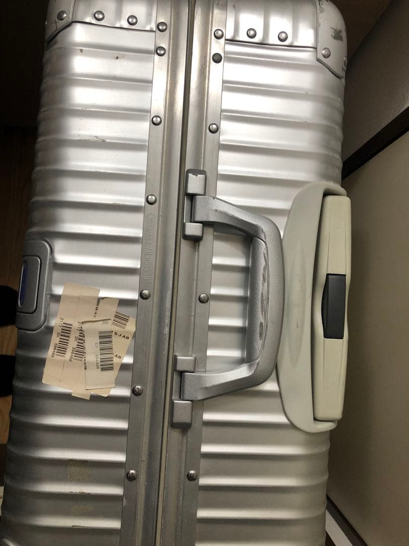 RIMOWA リモワ　4輪　スーツケース　93277 シルバー