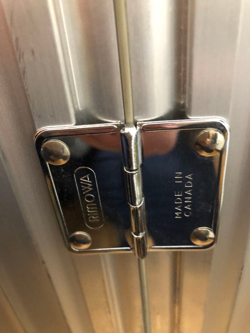 RIMOWA リモワ　4輪　スーツケース　93277 シルバー