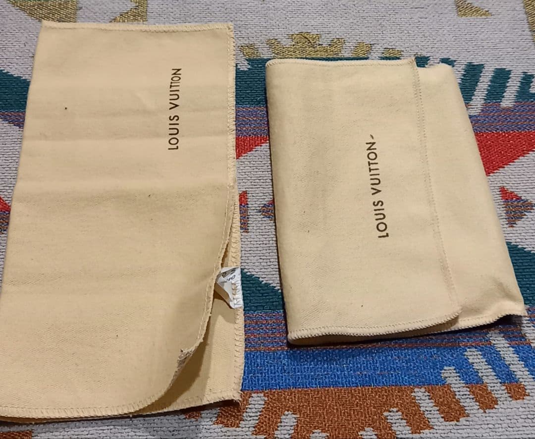 Louis Vuitton エナメルレザー カードケース ケース