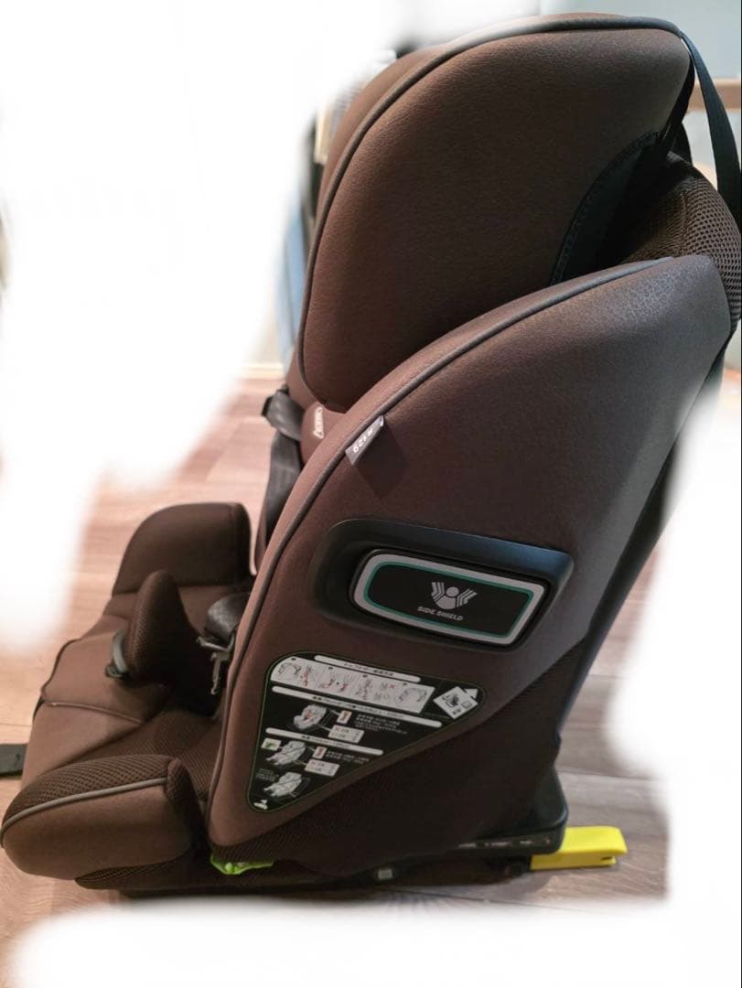 ブラウン チャイルドシート ISOFIX