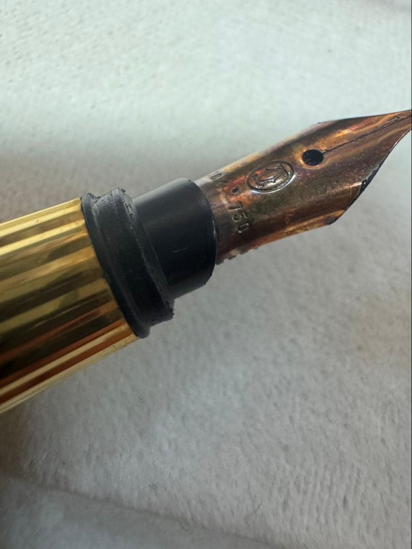 Cartier パシャ　ドゥ　カルティエ　18k 万年筆 専用ケース付き