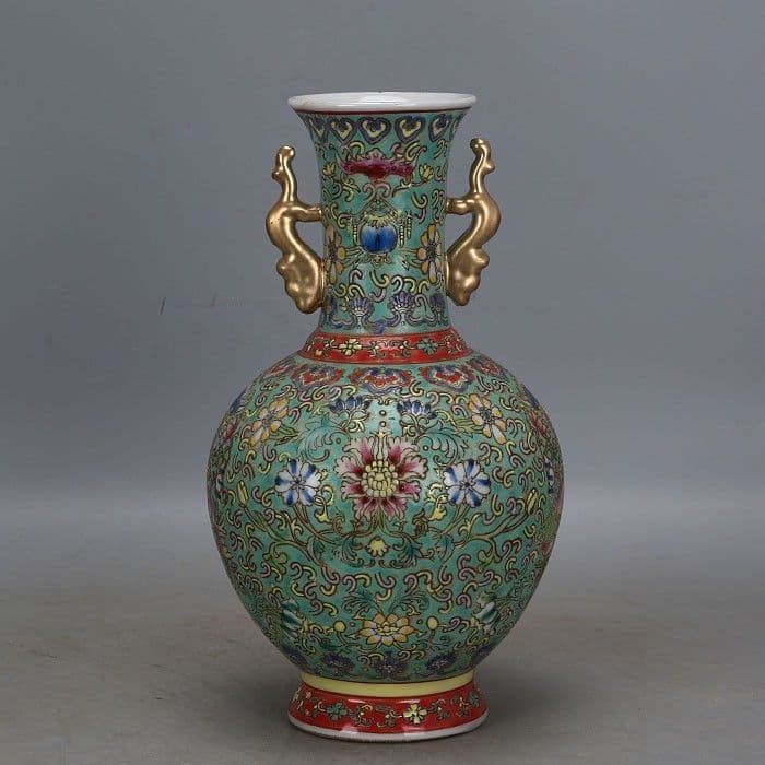 大清乾隆粉彩花卉蒔金両耳瓶 景徳鎮 陶磁器 装飾品 現代工芸品 美術品 置物