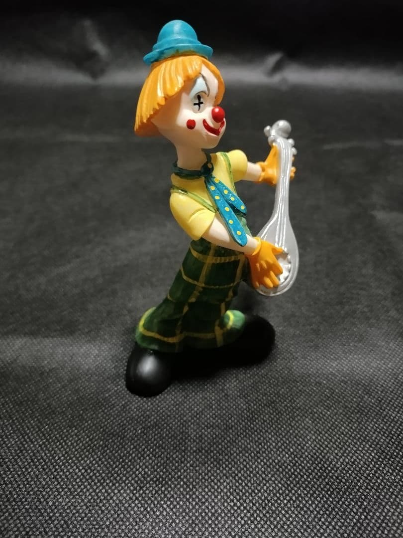 道化師 フィギュア