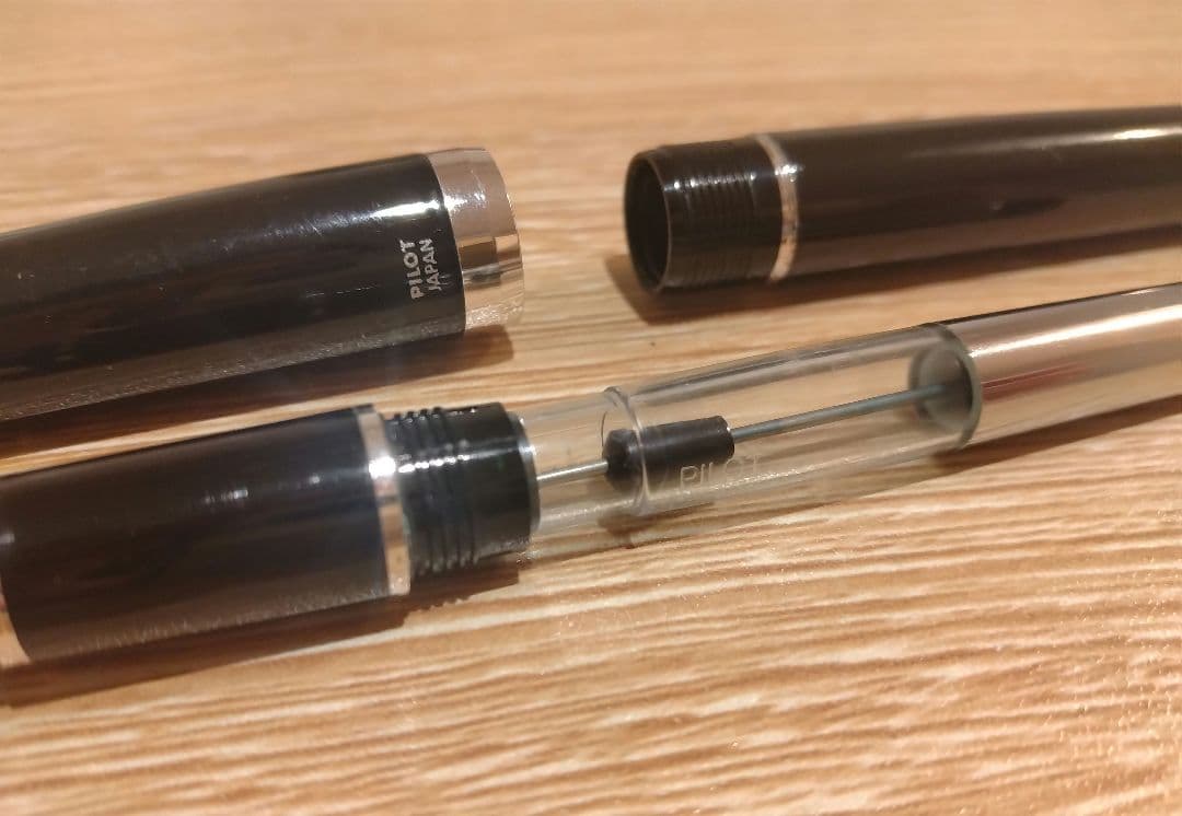 PILOT　パイロット　エラボー　ブラック　シルバー　字幅SE