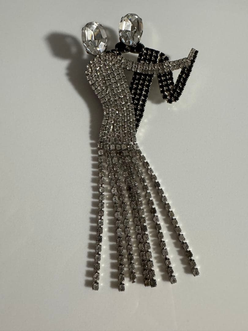 Butler&Wilson ダンスをする男女　ブローチ ビンテージ