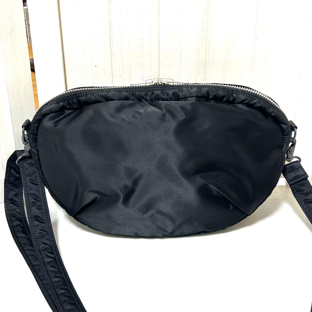 PORTER ポーター タンカー オーバル型 ハーフムーン ショルダーバッグ