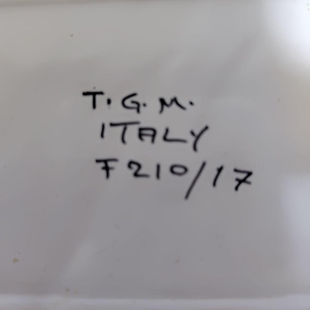 アンテイーク、イタリア製