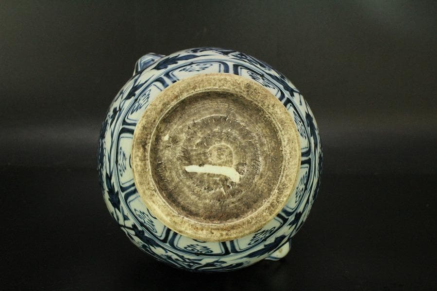 中国美術 青花 纏枝蓮花紋 獣耳 壷 高18.2cm(LC515)