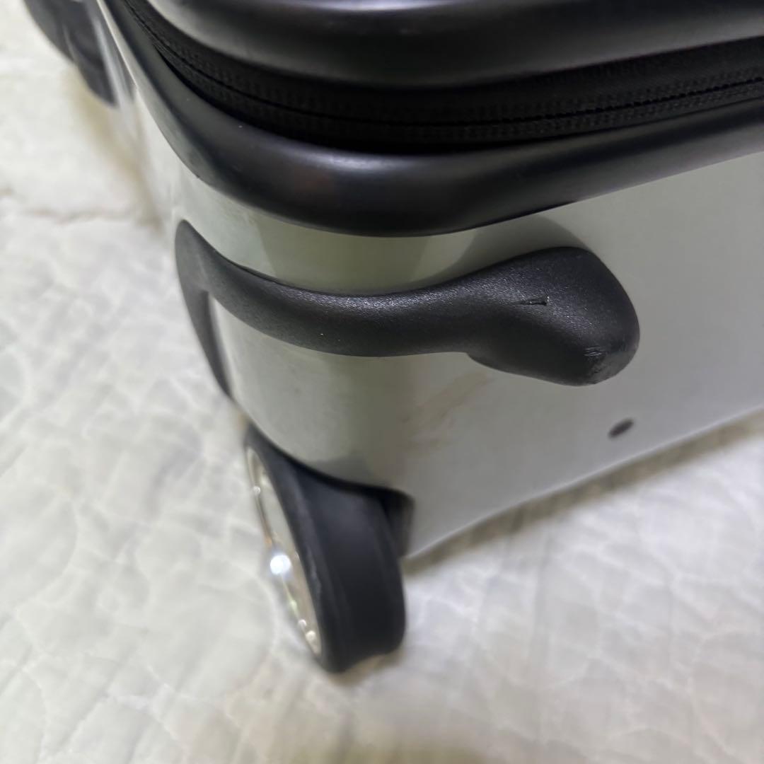 極希少TUMI キャリーケース TSAロック　ハードケース　シルバー