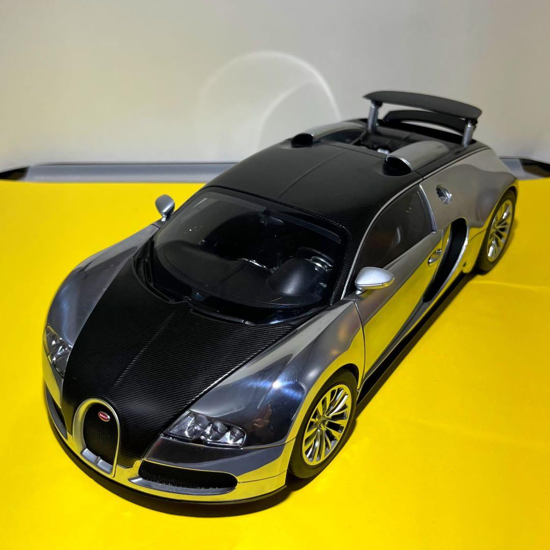 【ブラックフライデーセール】オートアート　1/18 ブガッティ ヴェイロン