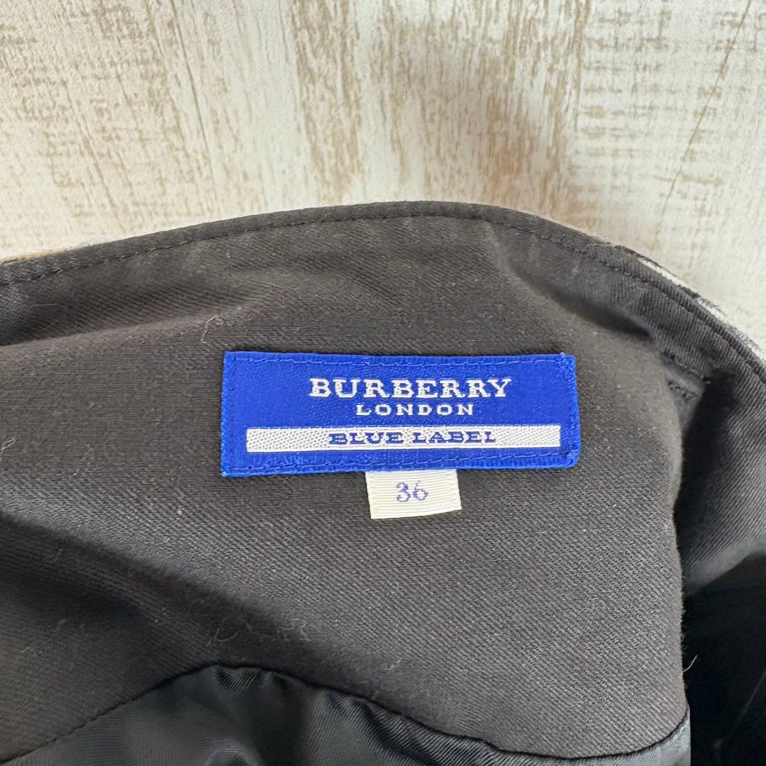 美品 バーバリー ホースロゴ刺繍 ベルト付き メガチェック ウール スカート