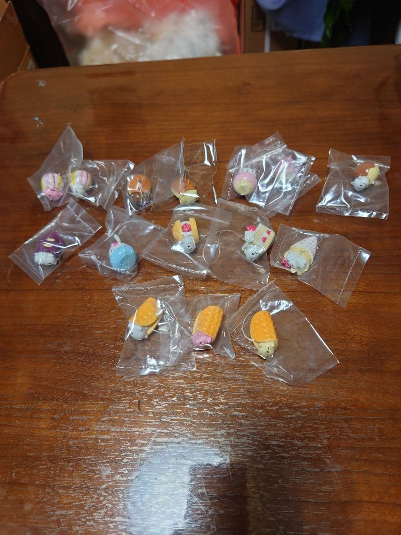 にゃんにゃんにゃんこストラップ全10種15個(色違い5個)