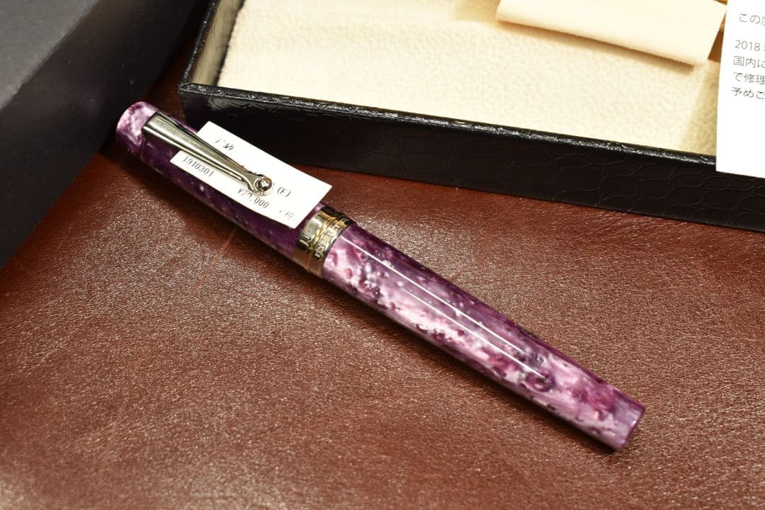 【未使用品】DELTA ビンテージ パープル 万年筆 ニブF 紫