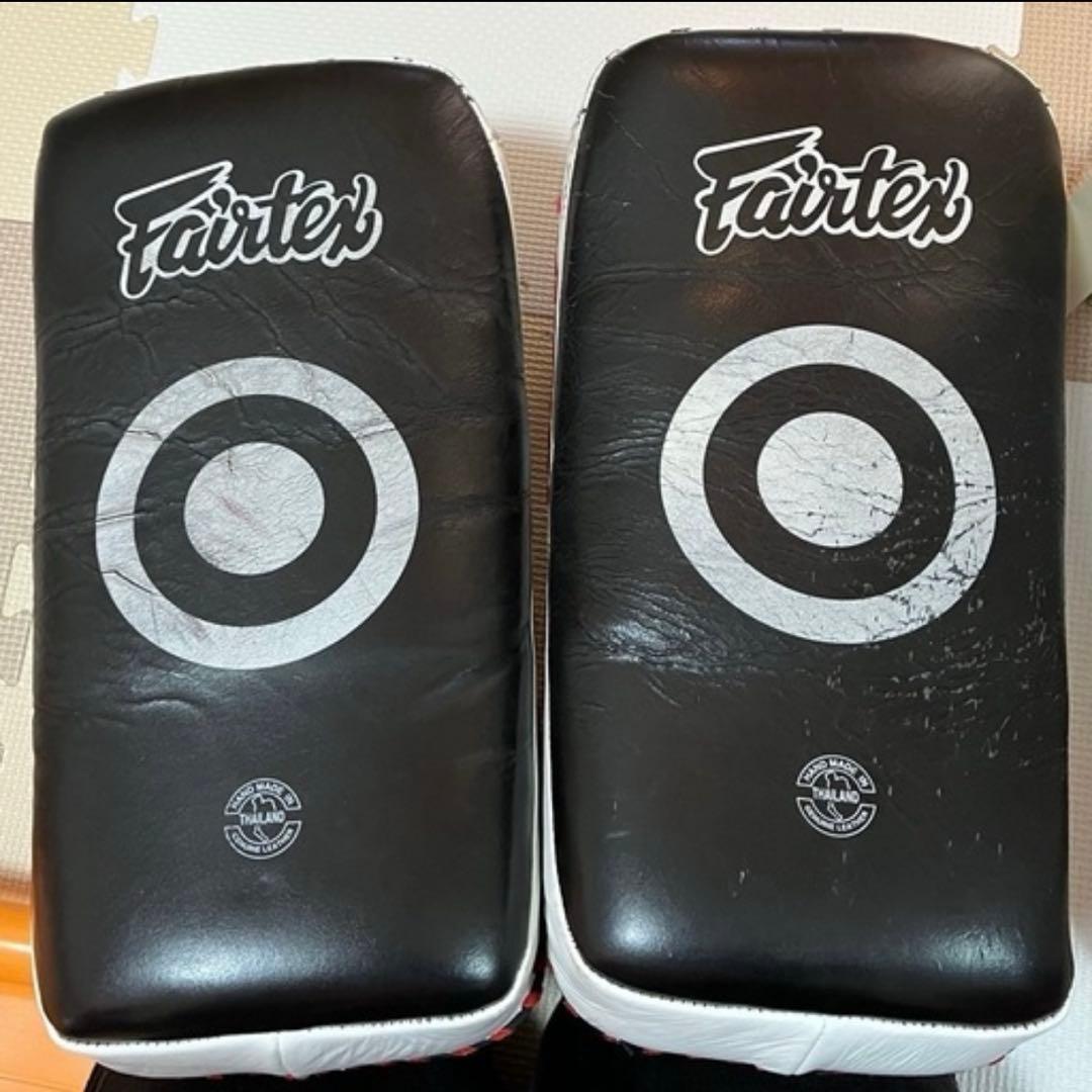キックボクシング　Fairtex キックミット