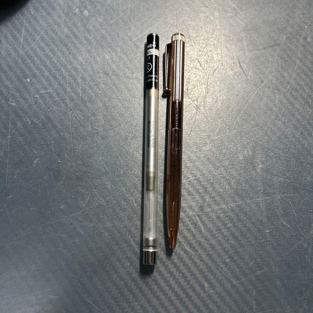 シャーペン、ボールペン