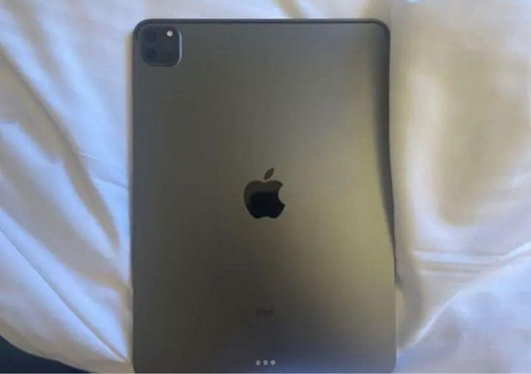 箱有iPad Pro11 512GB Wi-Fi Magic Keyboard