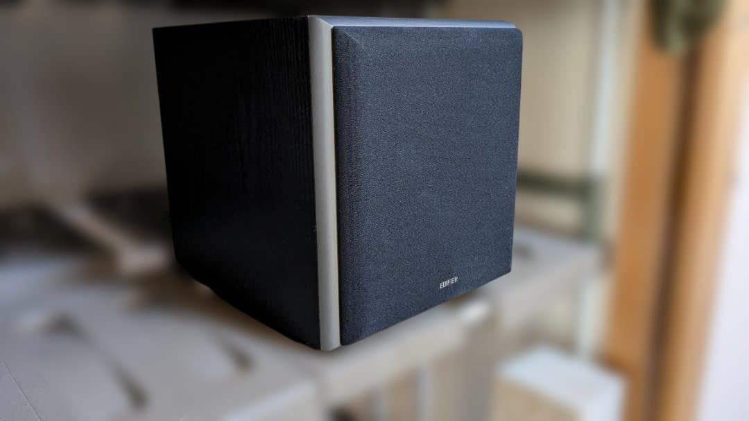 Yuki in the house　Edifier T5 極美品｜