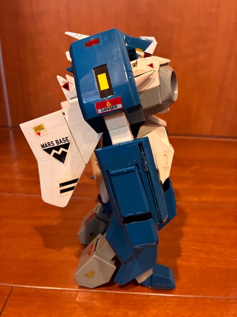 機甲創世記モスピーダ　AFC-01H レギオス エータ1/35スケールフィギュア