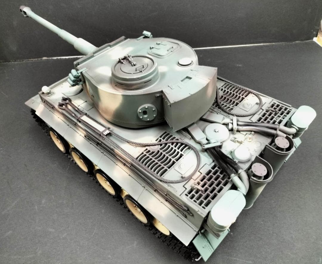 1/16戦車ラジコンタイガーI型迷彩　メタルギア　基板7.0