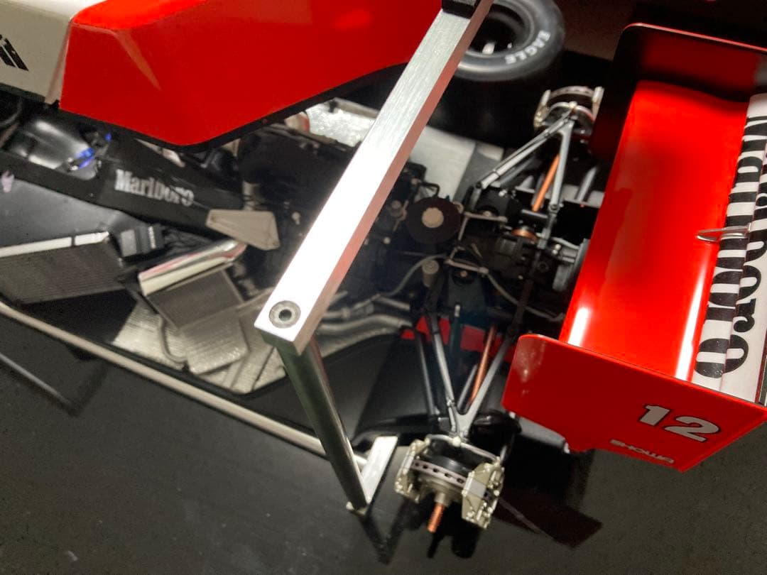 1/8 ディアゴスティーニ マクラーレン MP4/4 完成品 アイルトンセナ