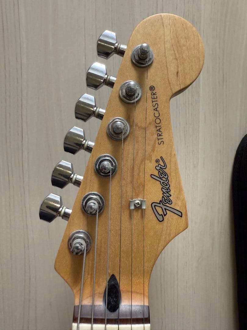 Fender JAPAN ストラトキャスター　サンバースト
