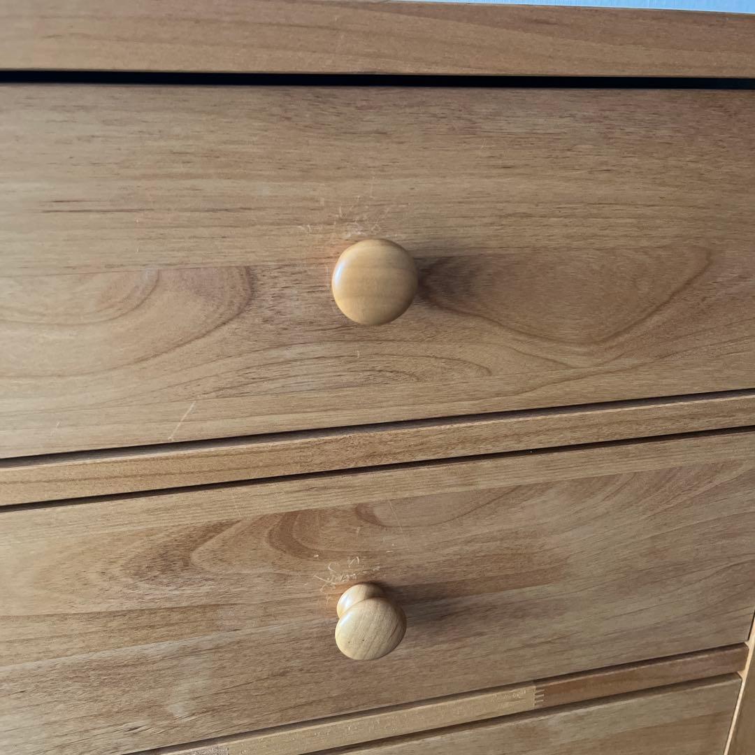 モモナチュラルのウッド 5段チェスト