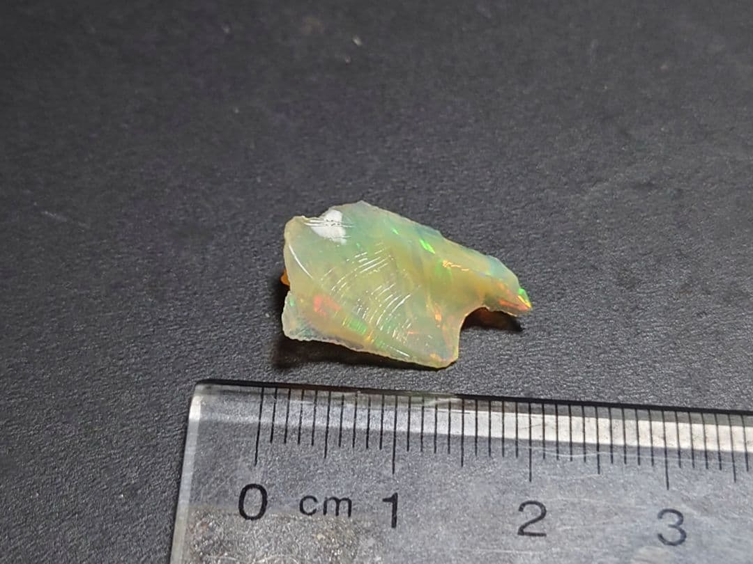 エチオピアウェロ産　オパール　ジュエリーグレード　原石　鉱物標本