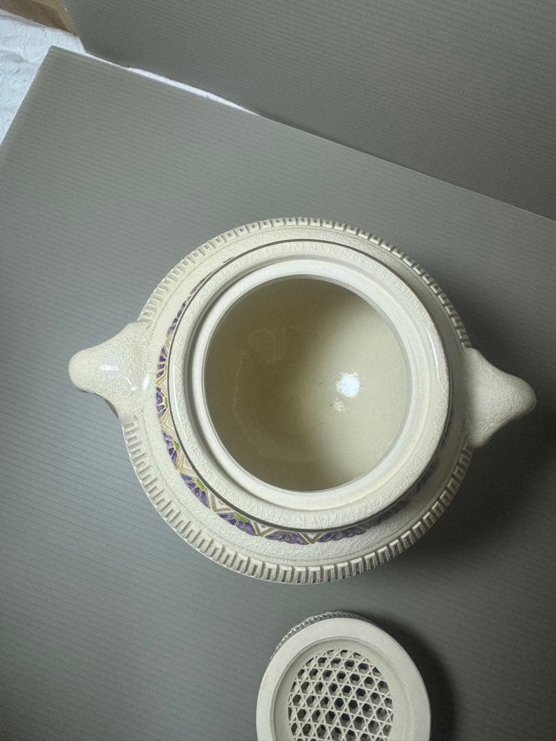 2067 薩摩焼　紋入香炉　梅模様香合　未使用