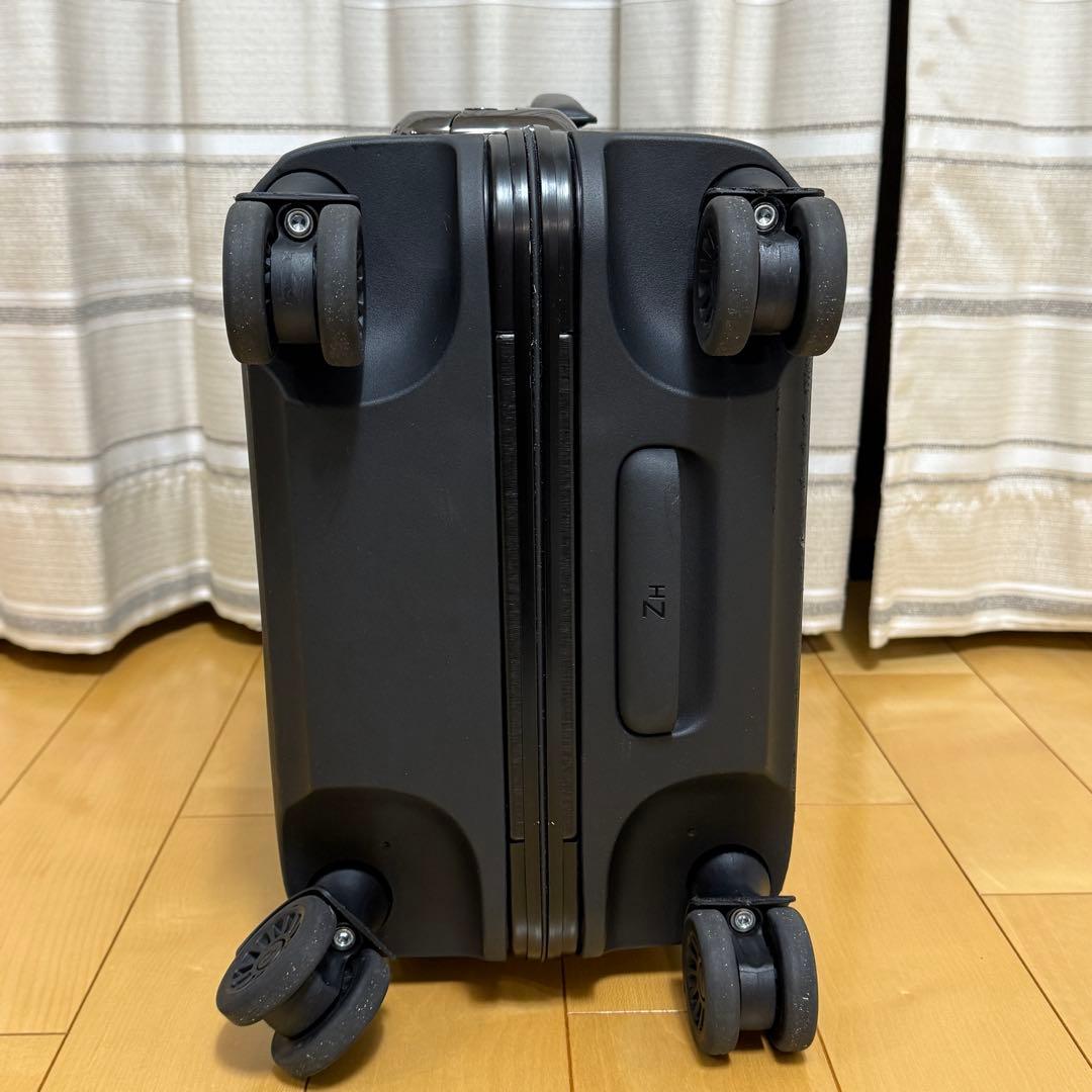 ゼロハリバートン　パシュート　アルミ　キャリーケース　32L 機内持ち込み