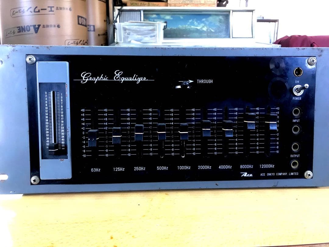 NHK で使用EIA規格マウント グラフィック イコライザー