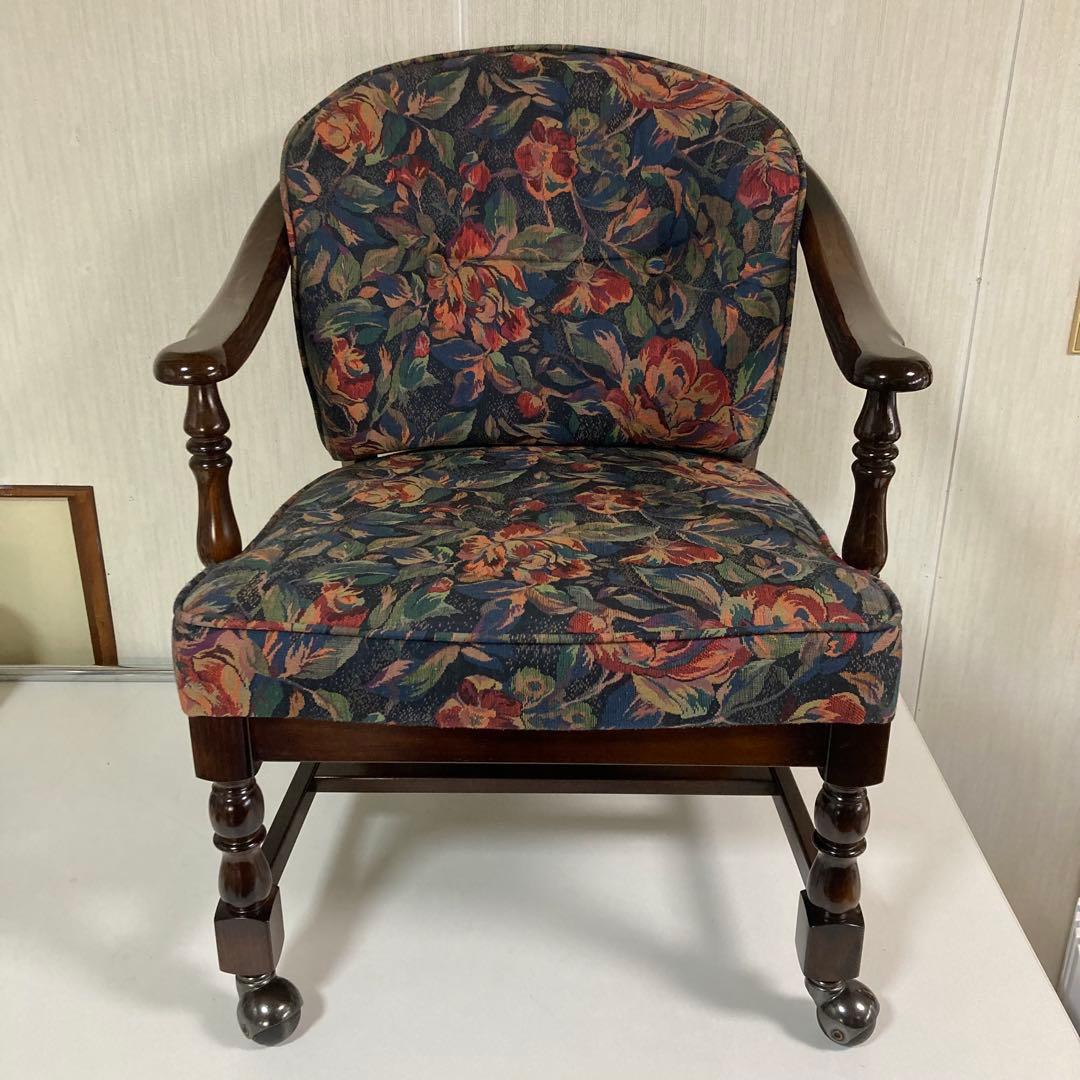 カリモク コロニアル アームチェア 椅子 1人がけ キャスター付き